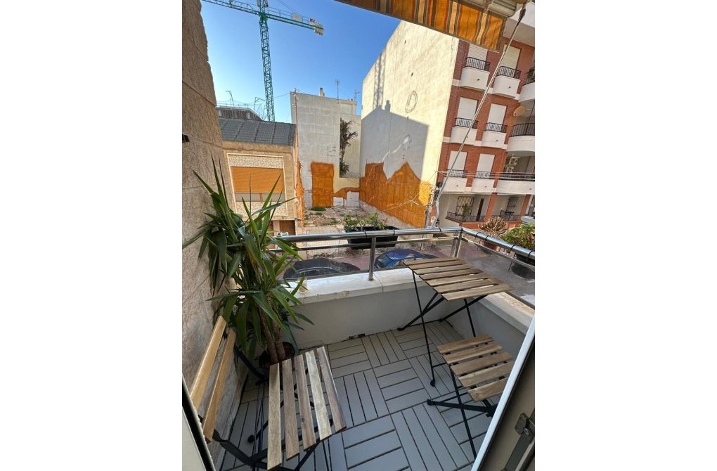 Rynek wtórny - Apartament - Torrevieja - Paseo maritimo