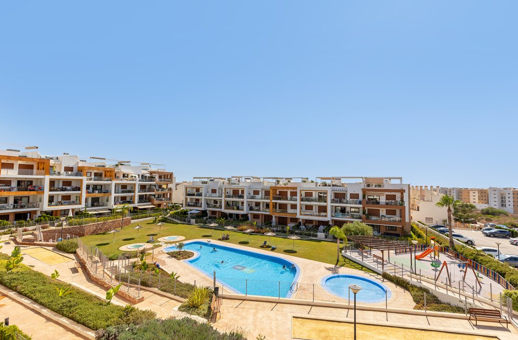Resale - Apartment - Orihuela Costa - Villamartin