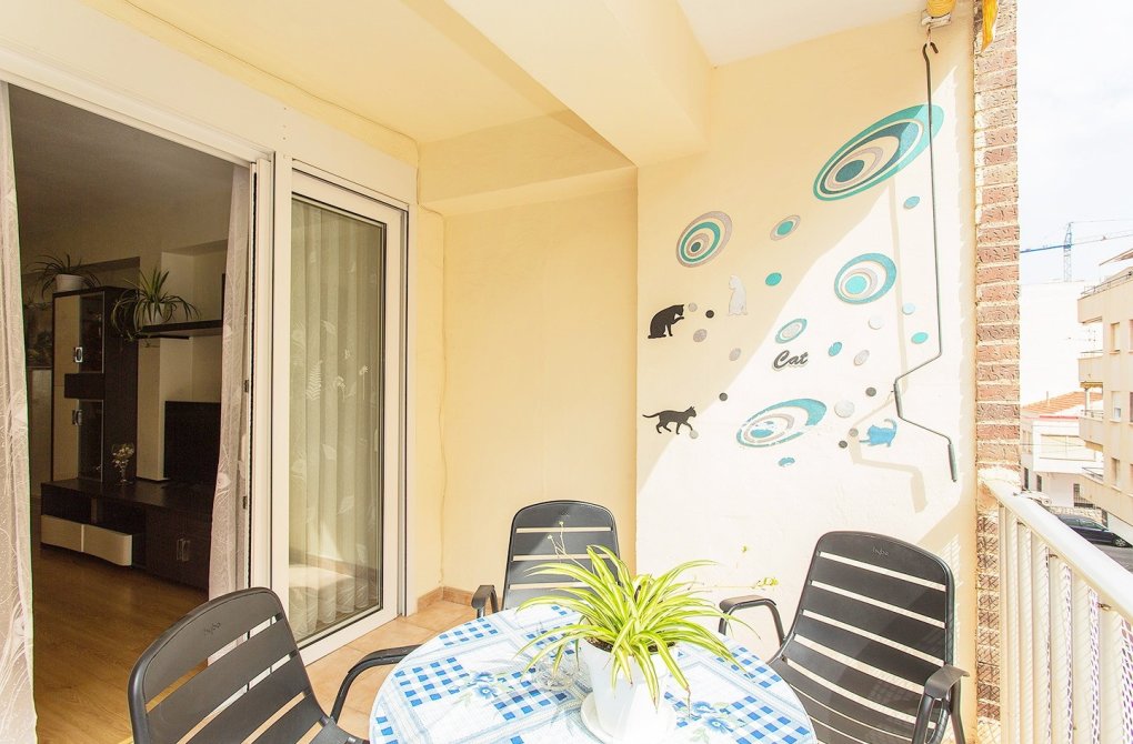 Resale - Apartment - Torrevieja - Playa del cura