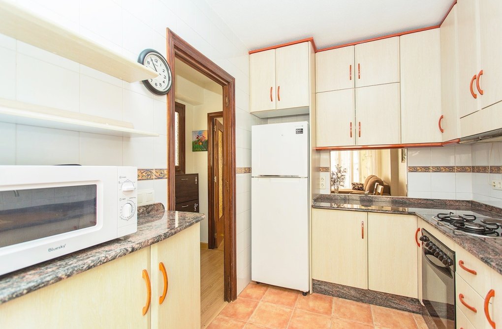 Resale - Apartment - Torrevieja - Playa del cura