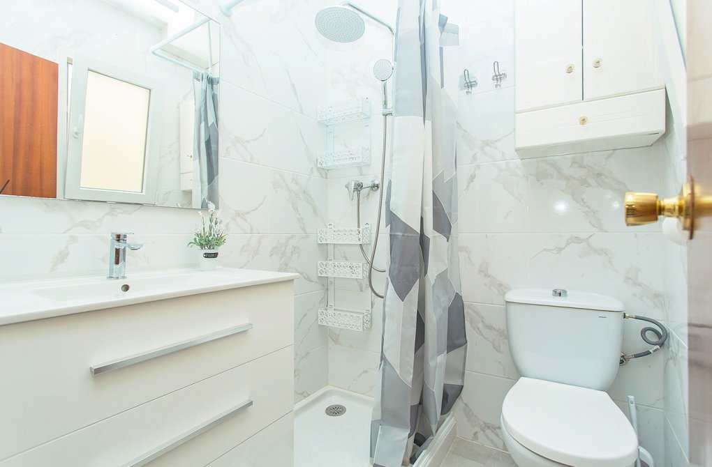 Resale - Apartment - Torrevieja - Playa del cura