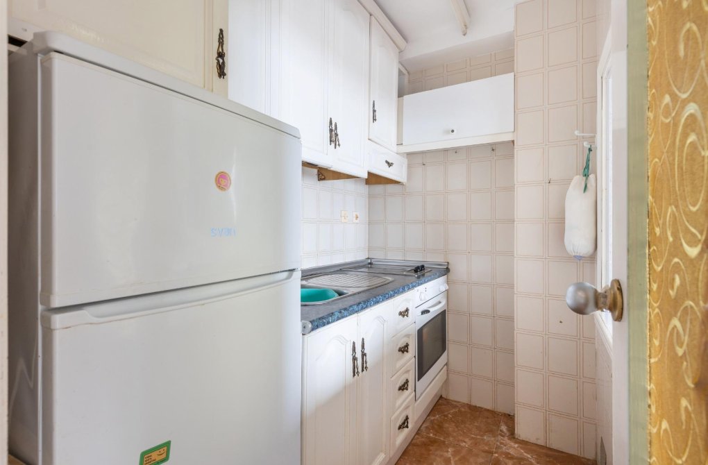 Resale - Apartment - Torrevieja - Cabo cervera