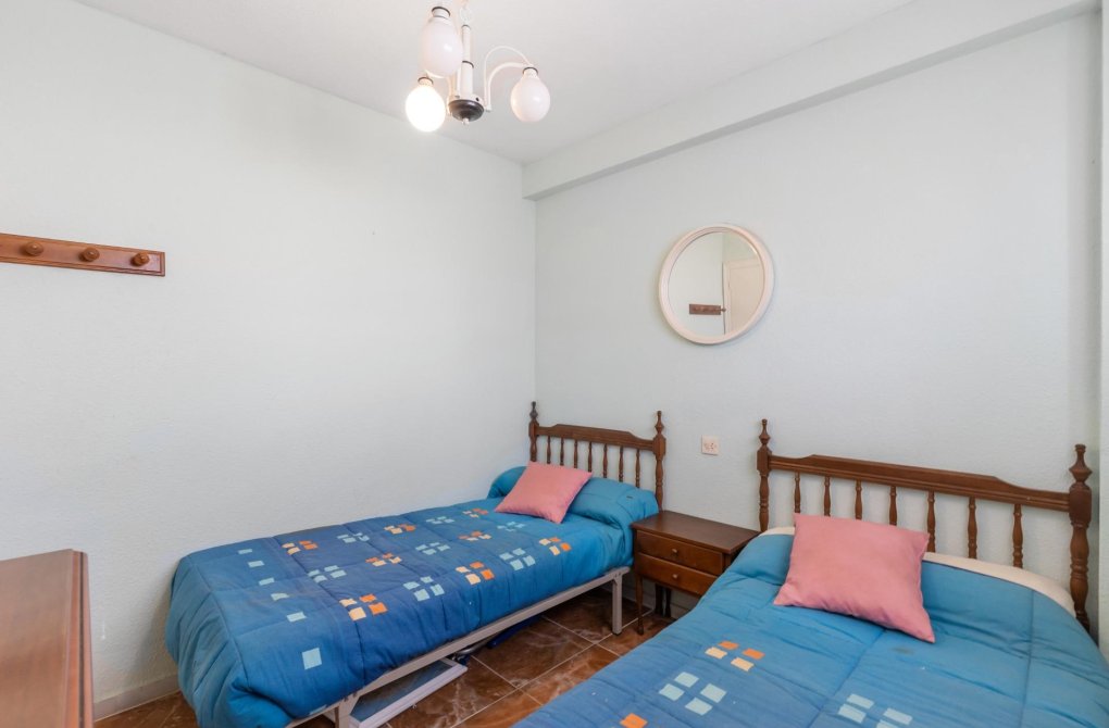 Resale - Apartment - Torrevieja - Cabo cervera