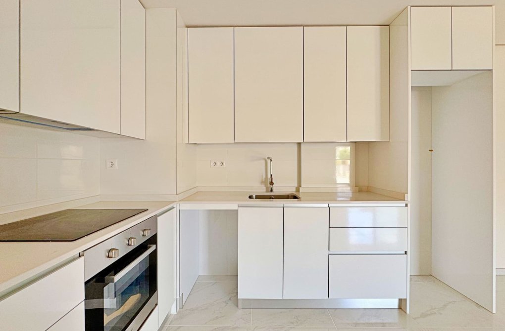 Resale - Apartment - Orihuela Costa - Villamartin