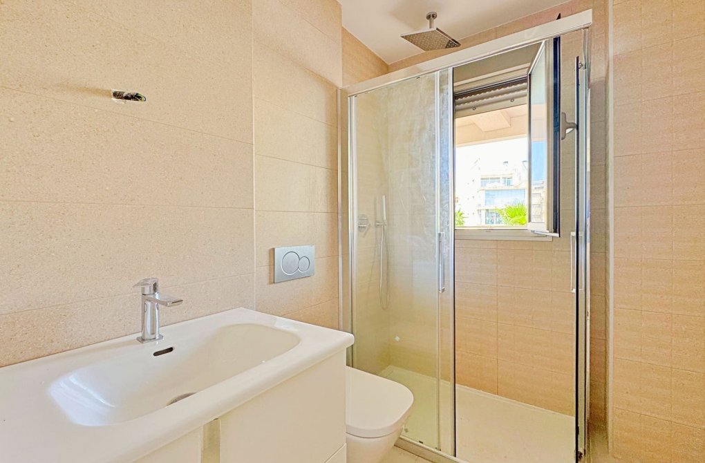 Resale - Apartment - Orihuela Costa - Villamartin