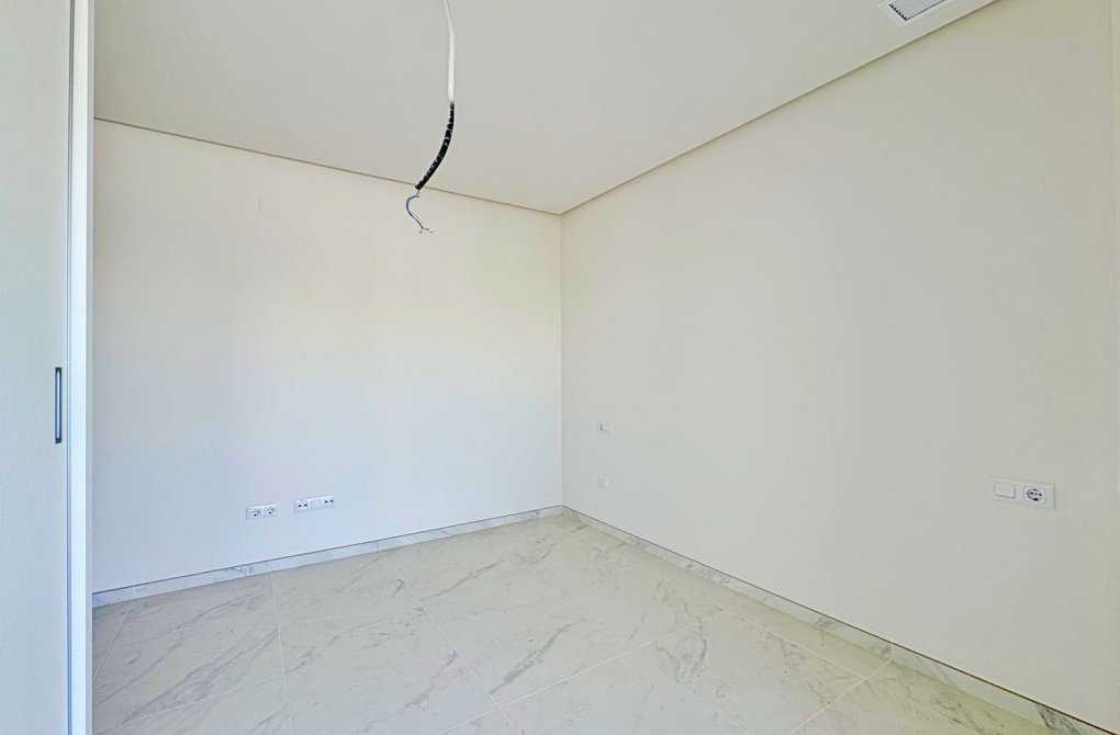 Resale - Apartment - Orihuela Costa - Villamartin