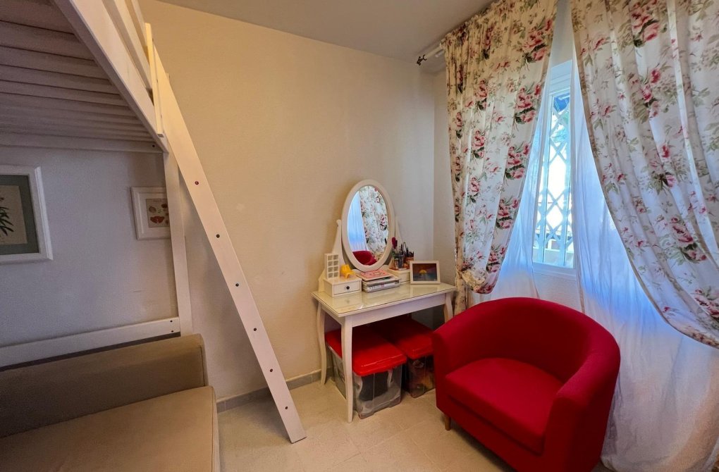 Вторичное жилье - Квартира - Torrevieja - Torreblanca