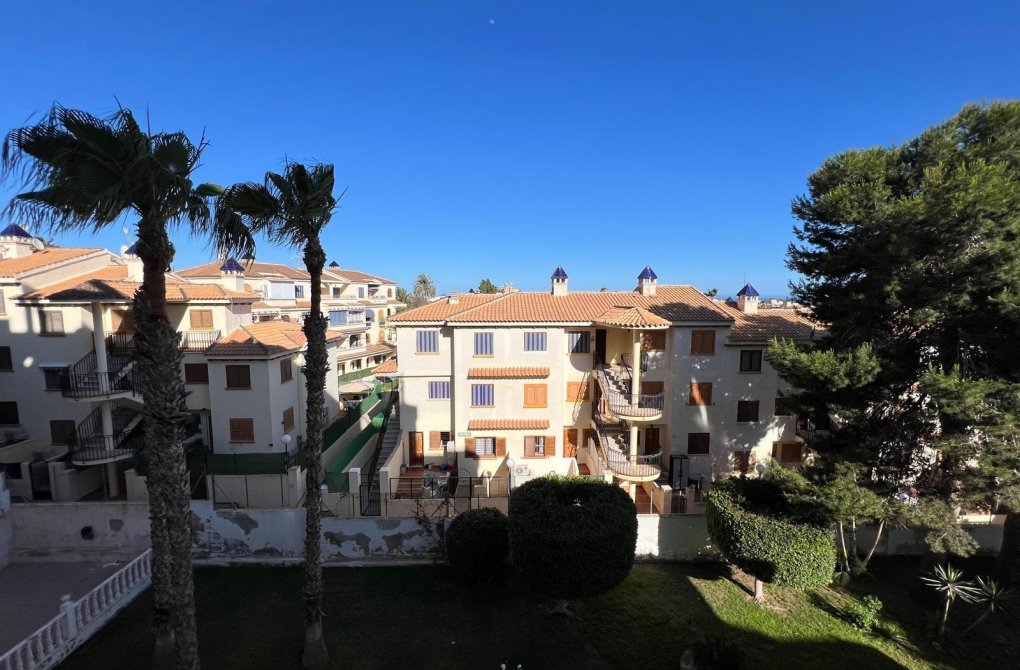 Вторичное жилье - Квартира - Torrevieja - Torreblanca