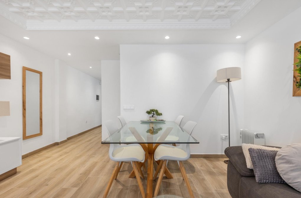 Rynek wtórny - Apartament - Torrevieja - Acequion