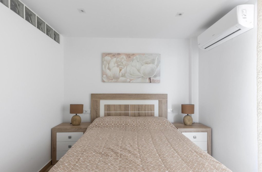 Rynek wtórny - Apartament - Torrevieja - Acequion