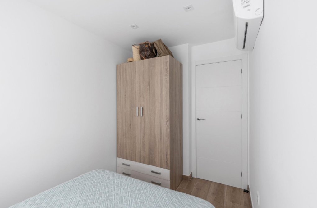 Rynek wtórny - Apartament - Torrevieja - Acequion