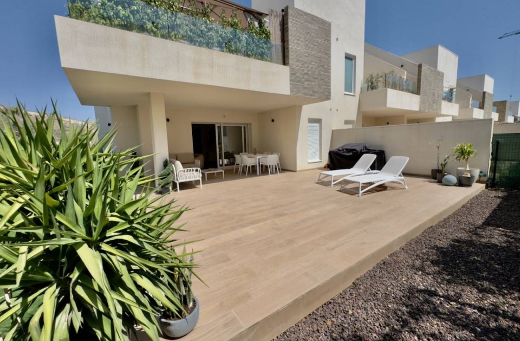 Вторичное жилье - Квартира - La Finca Golf