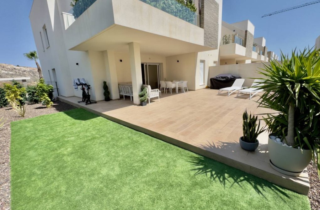 Вторичное жилье - Квартира - La Finca Golf