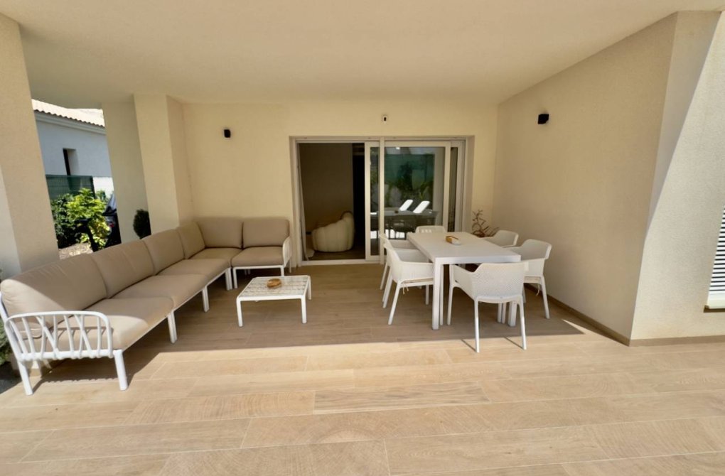 Вторичное жилье - Квартира - La Finca Golf