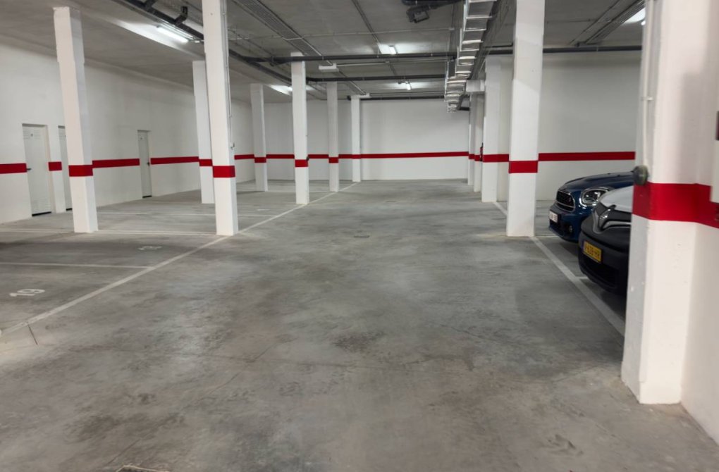 Вторичное жилье - Квартира - La Finca Golf