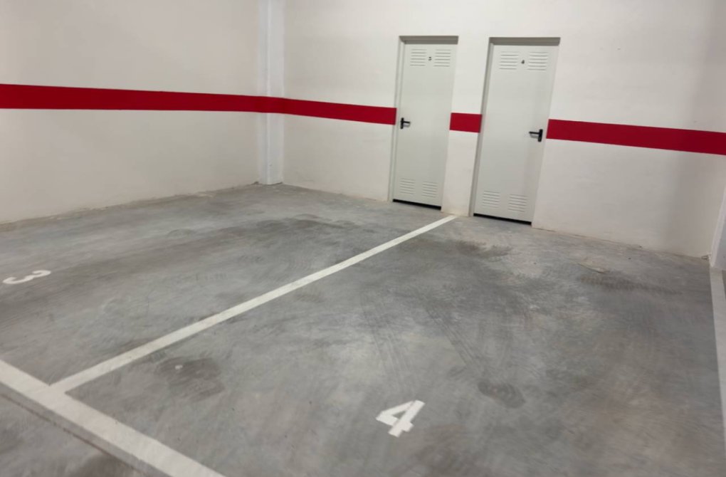 Вторичное жилье - Квартира - La Finca Golf