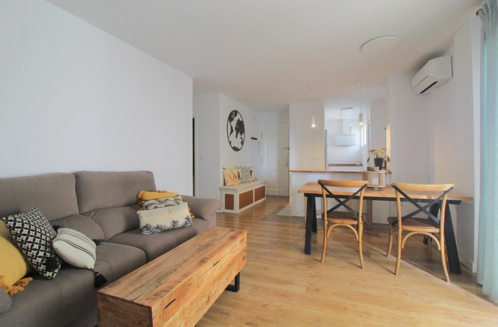 Resale - Apartment - Torrevieja - La veleta