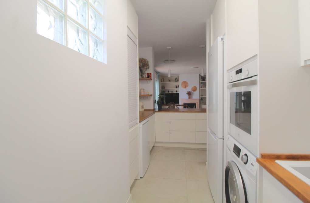Resale - Apartment - Torrevieja - La veleta