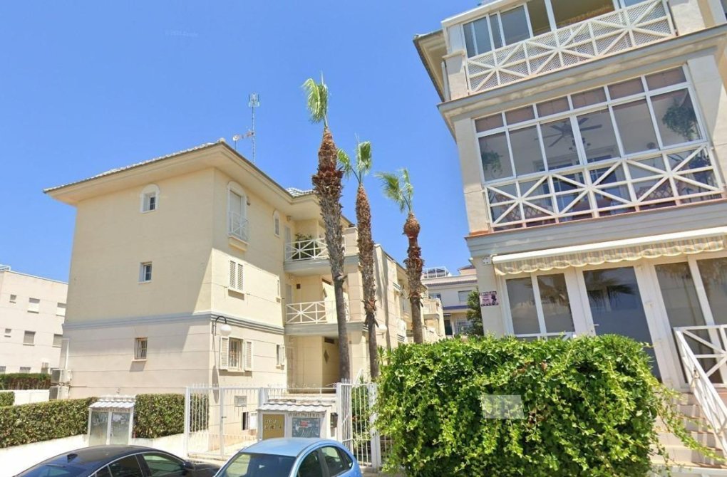 Resale - Apartment - Torrevieja - La veleta