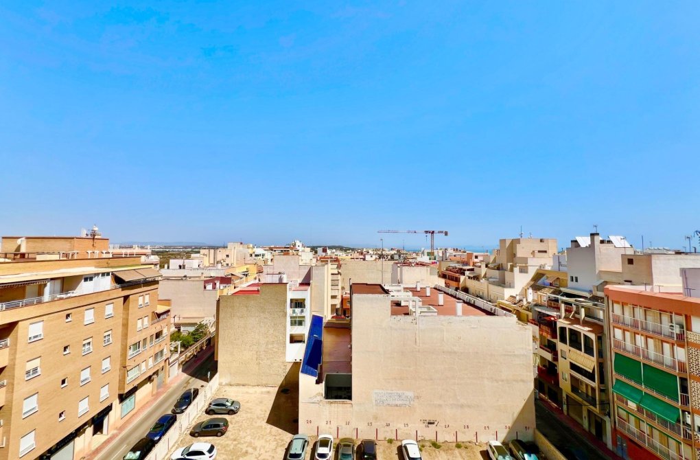 Resale - Apartment - Torrevieja - La Mata