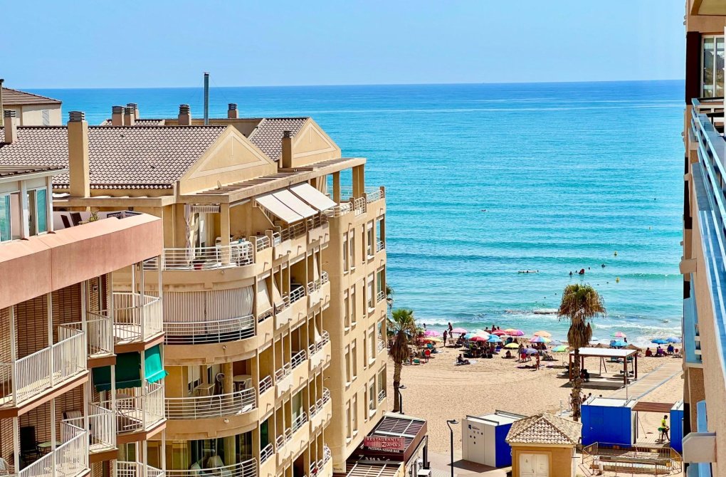 Resale - Apartment - Torrevieja - La Mata