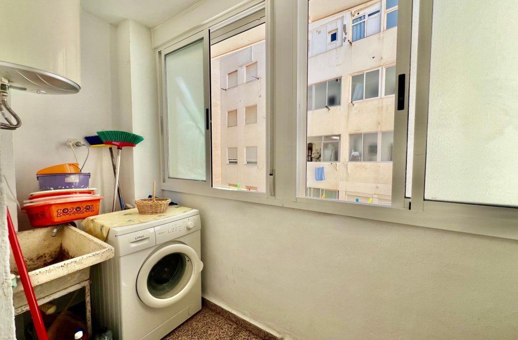 Resale - Apartment - Torrevieja - La Mata