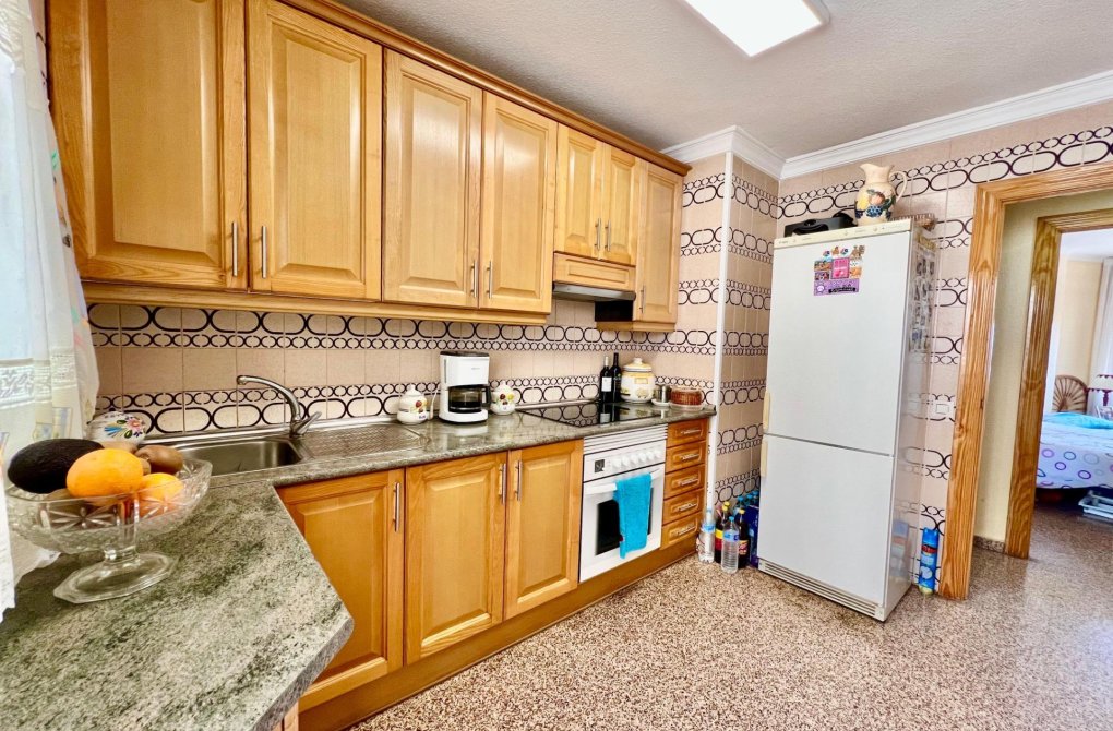 Resale - Apartment - Torrevieja - La Mata