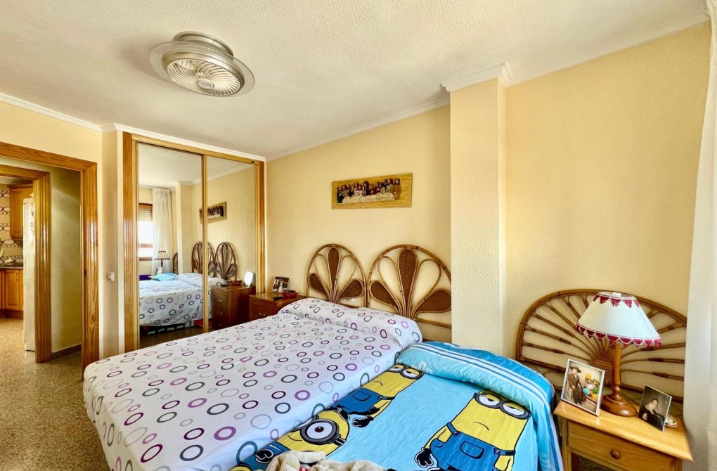 Resale - Apartment - Torrevieja - La Mata