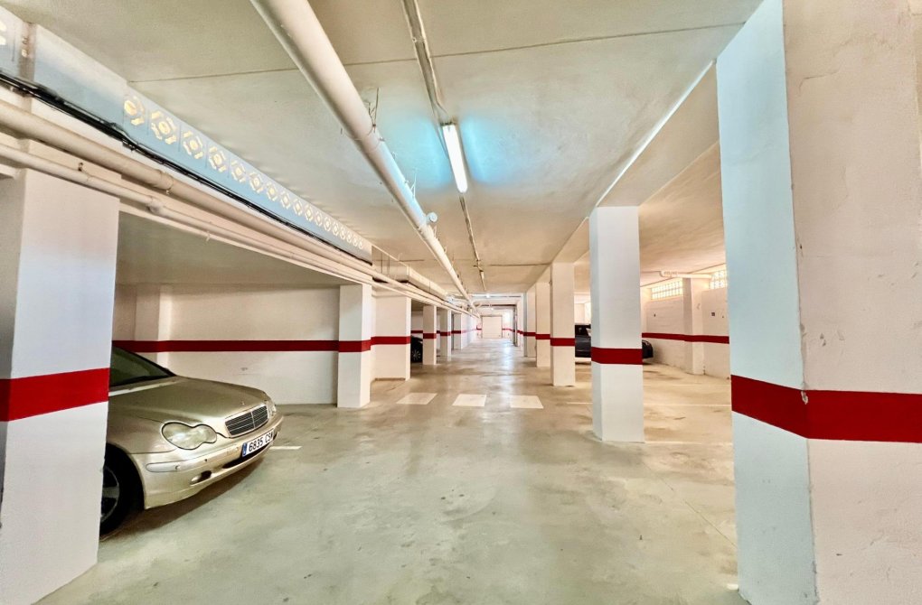 Resale - Apartment - Torrevieja - La Mata