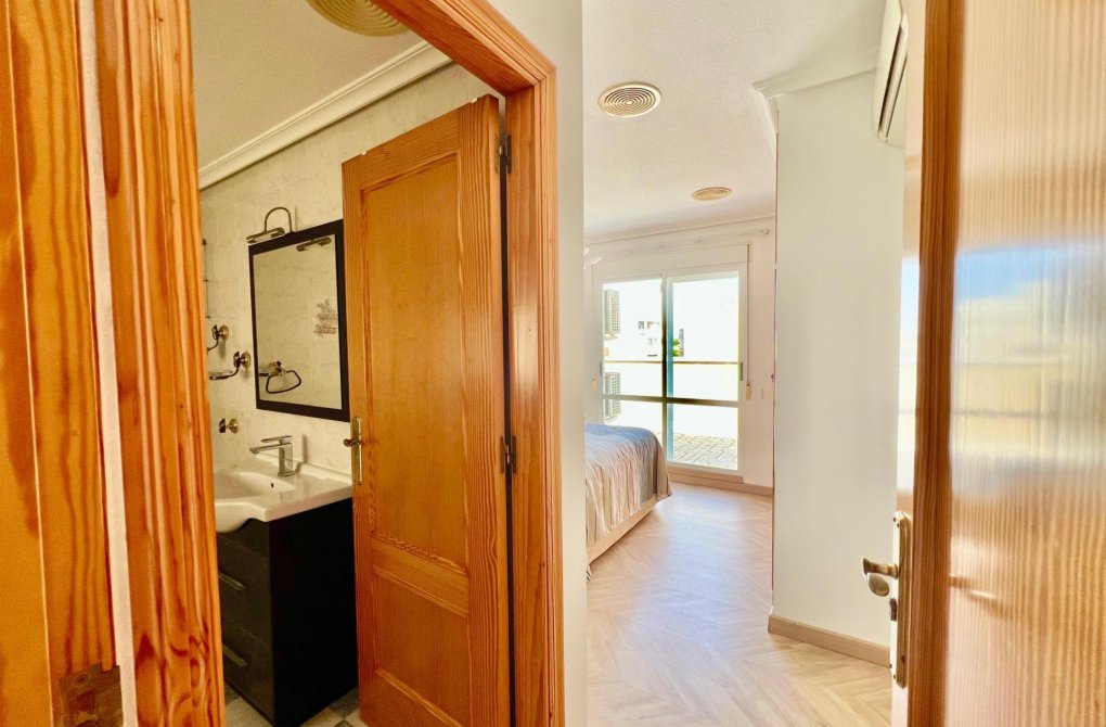 Resale - Penthouse - Torrevieja - La Mata pueblo