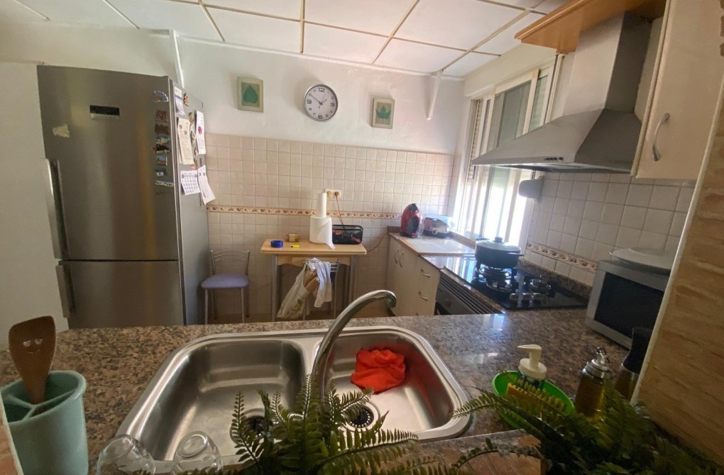 Resale - Terraced house - Torrevieja - Playa de los Naufragos