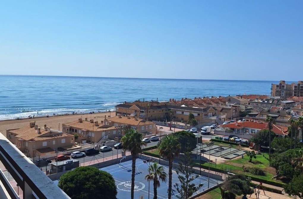 Resale - Apartment - Torrevieja - La Mata