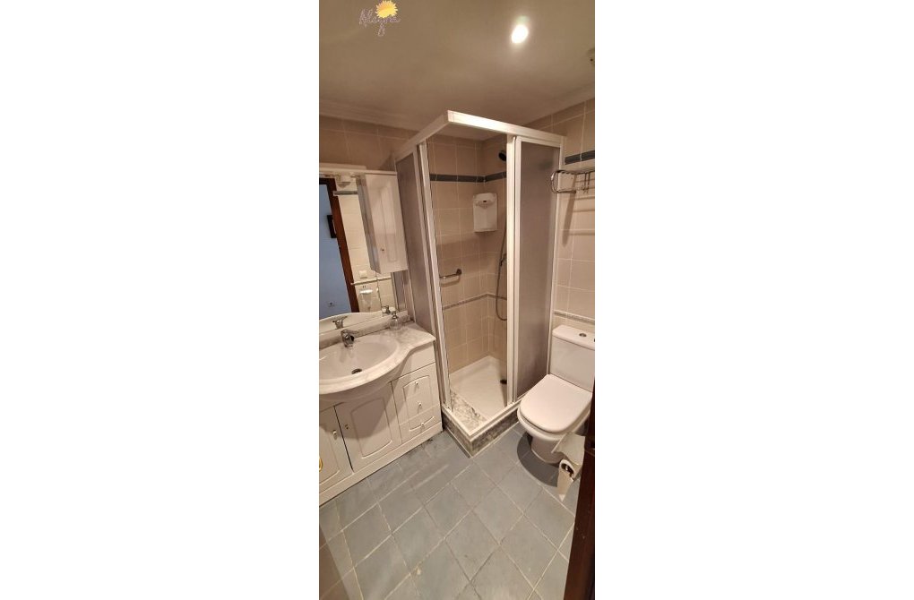 Resale - Apartment - Torrevieja - La Mata