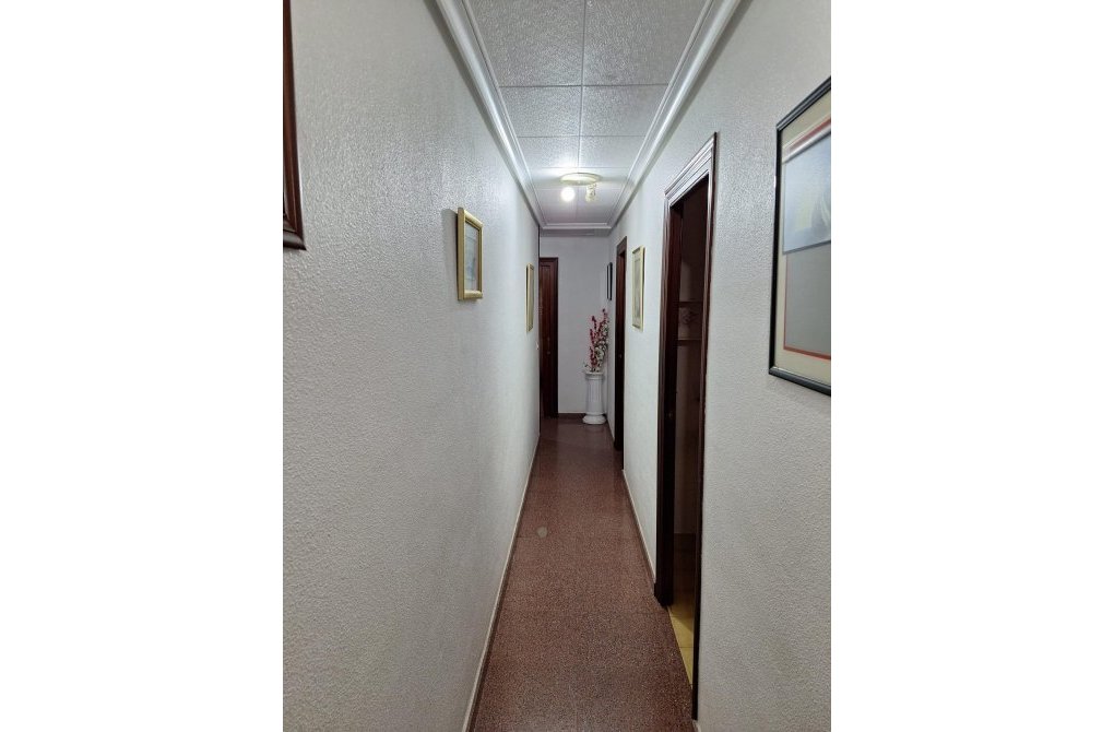 Resale - Apartment - Torrevieja - La Mata
