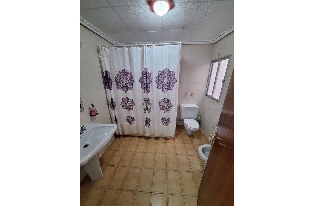 Resale - Apartment - Torrevieja - La Mata