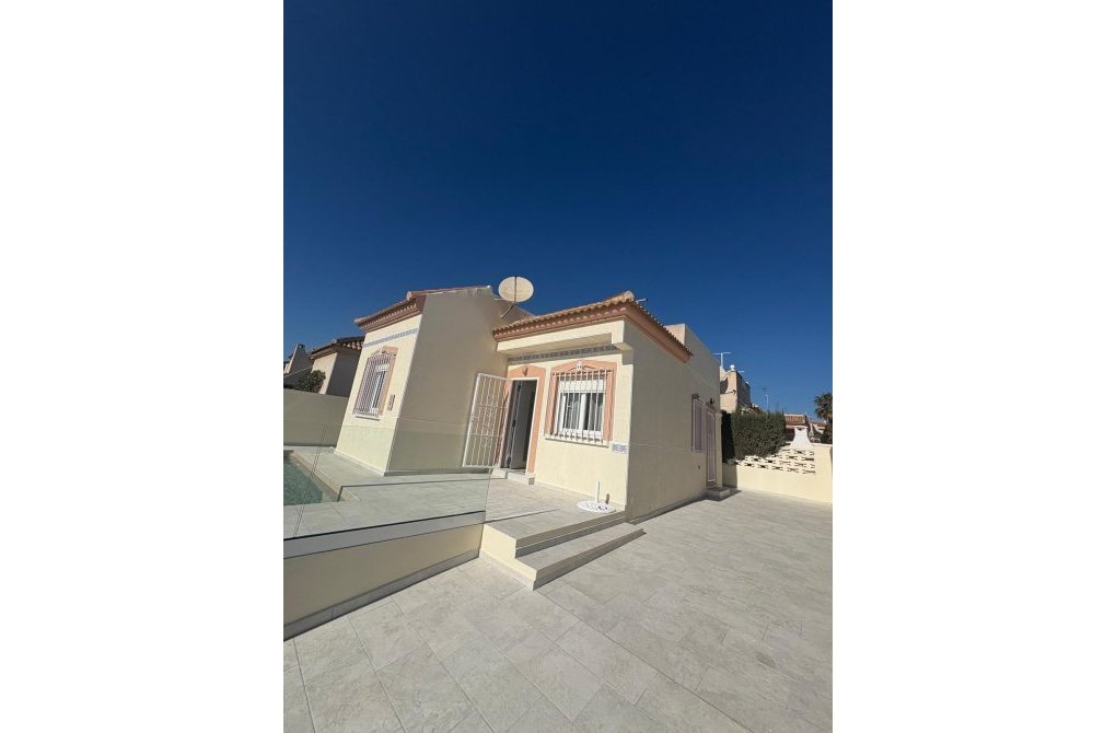 Resale - Villa - Torrevieja - Torreblanca