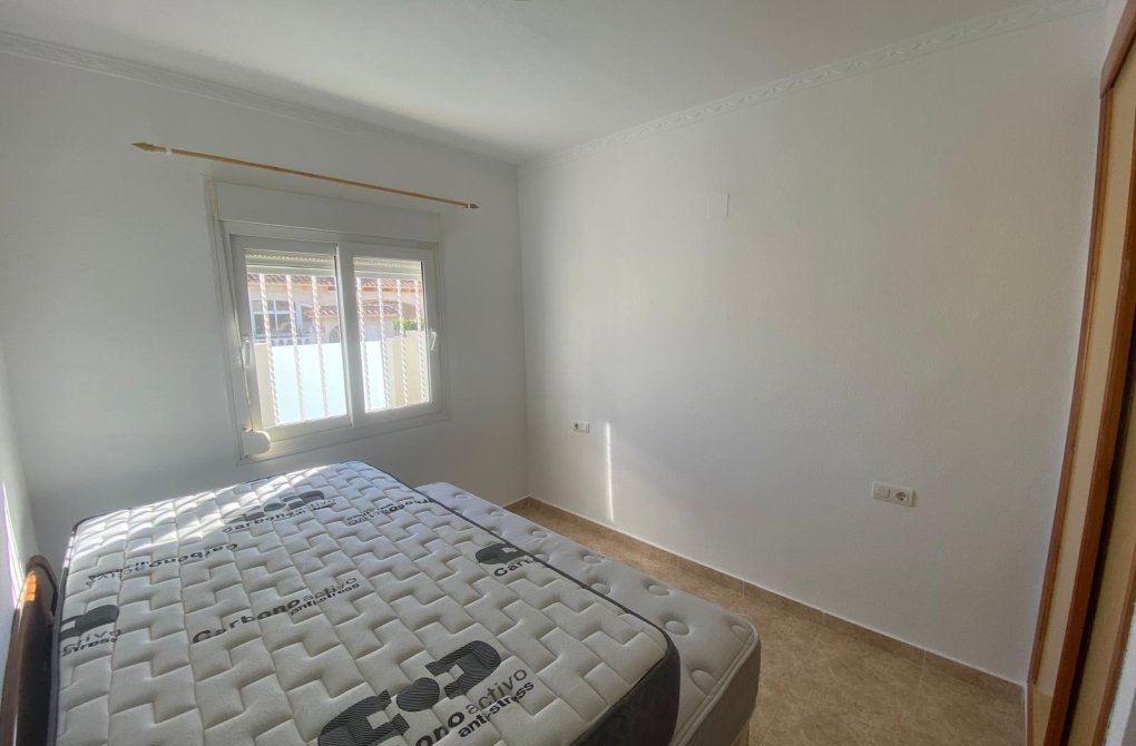 Resale - Villa - Torrevieja - Torreblanca