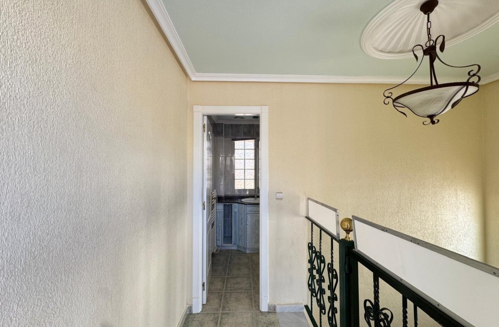 Resale - Terraced house - Guardamar del Segura - Urbanizaciones