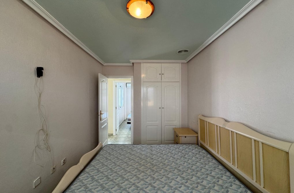 Resale - Terraced house - Guardamar del Segura - Urbanizaciones