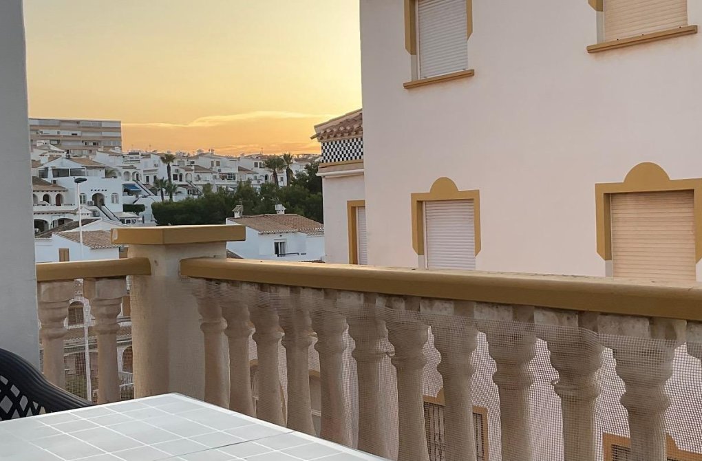 Resale - Apartment - Torrevieja - Torre la mata