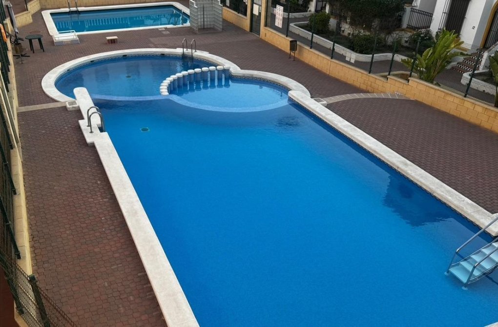 Resale - Apartment - Torrevieja - Torre la mata