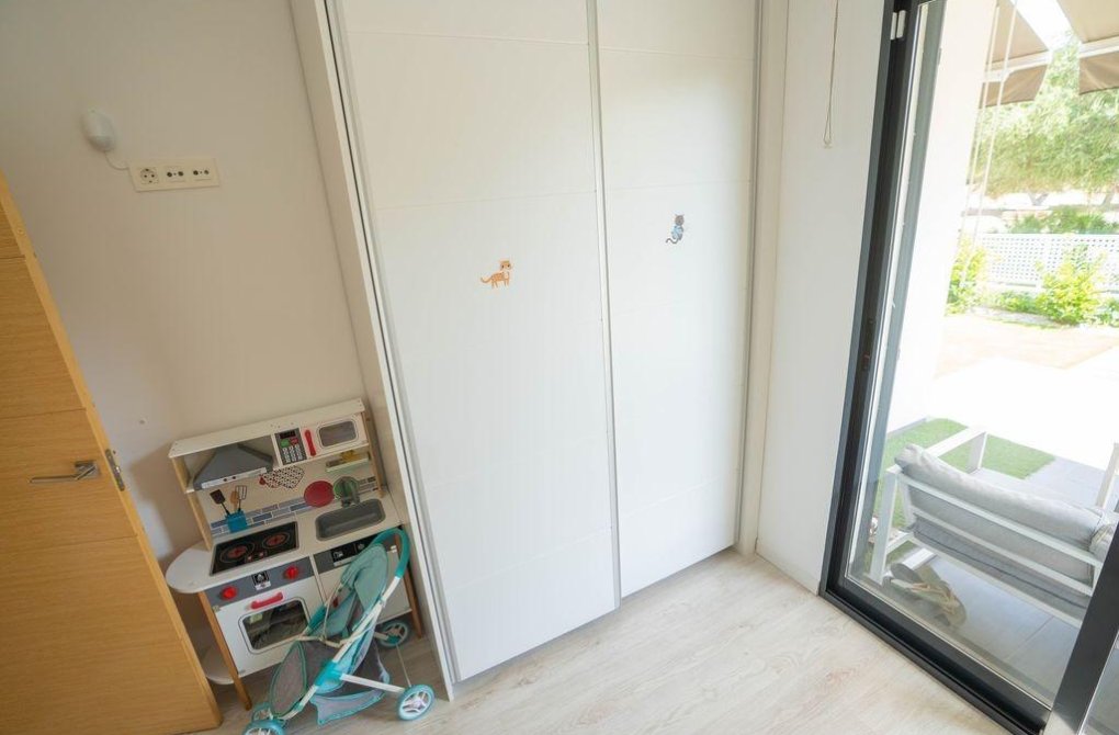 Resale - Villa - Orihuela Costa - La Zenia