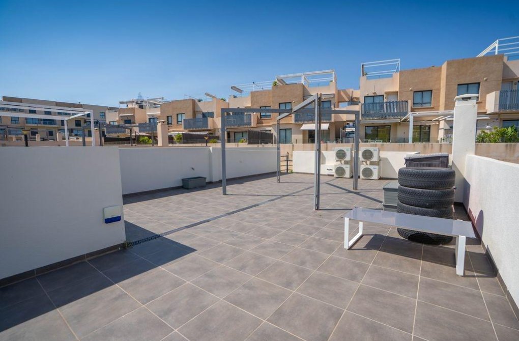 Resale - Villa - Orihuela Costa - La Zenia