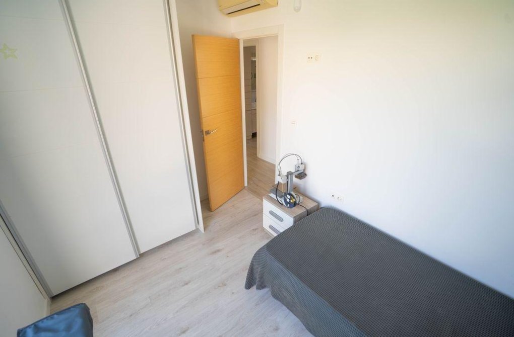 Resale - Villa - Orihuela Costa - La Zenia