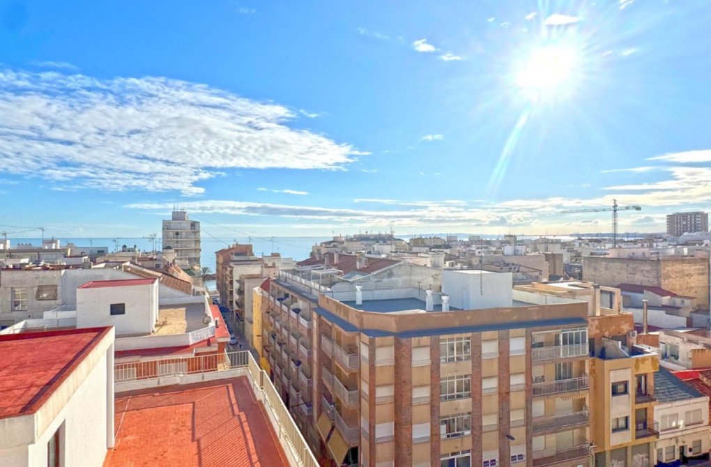 Resale - Apartment - Torrevieja - Playa del Cura