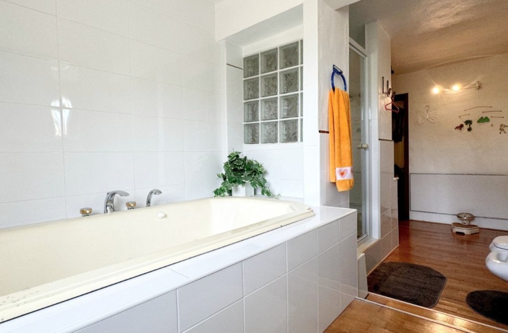 Вторичное жилье - Отдельная вилла - Orihuela Costa - La Zenia