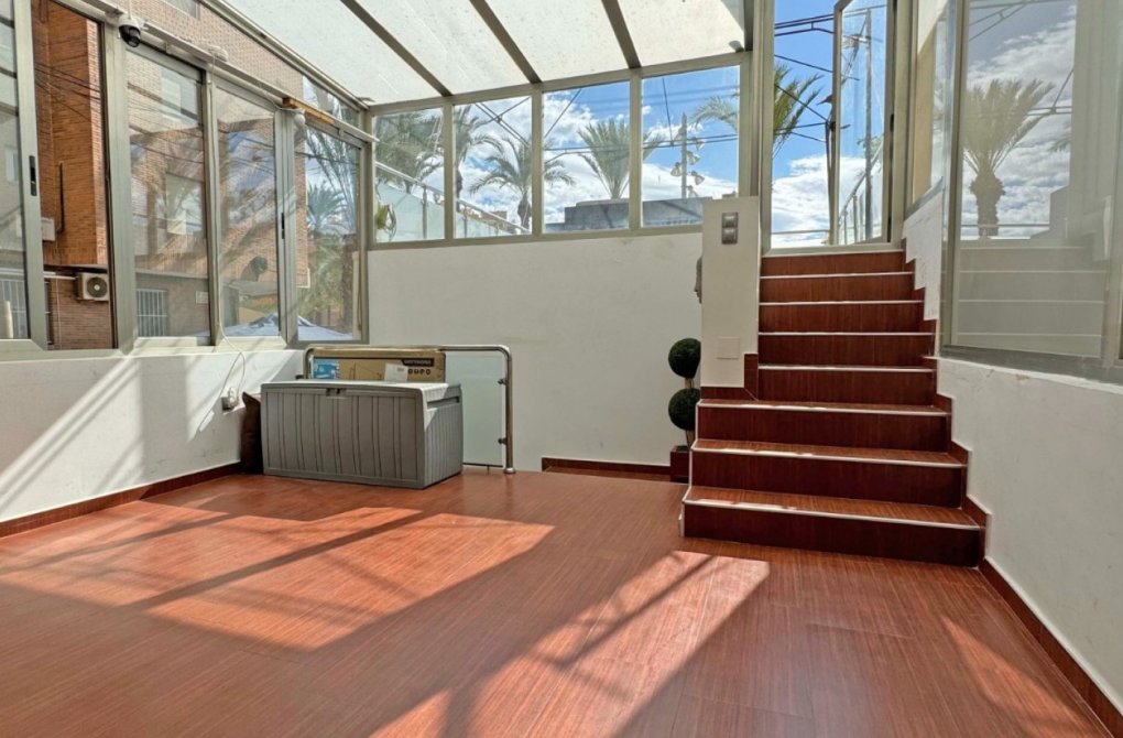 Resale - Apartment - Torrevieja - Playa del Cura