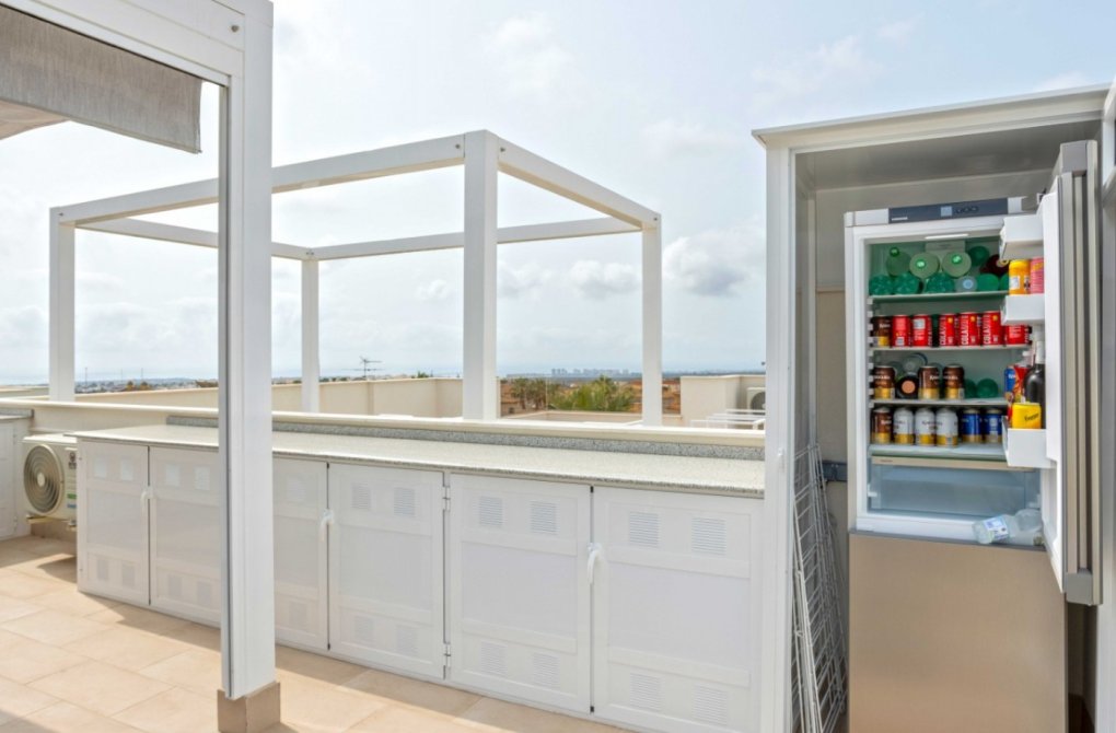 Resale - Apartment - Orihuela Costa - Villamartín