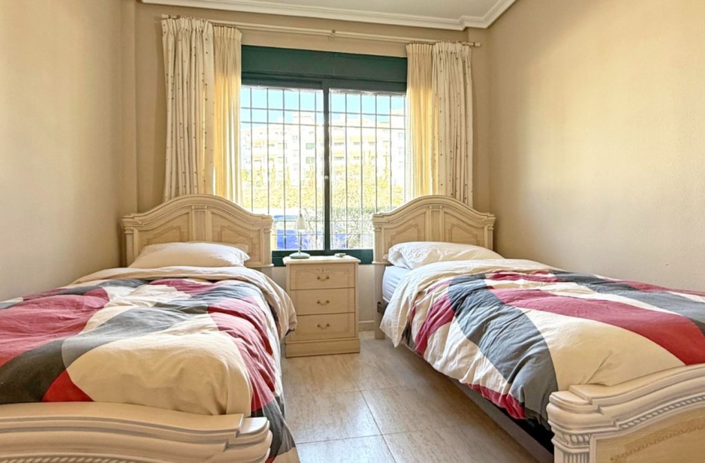 Resale - Apartment - Orihuela Costa - Lomas de Campoamor