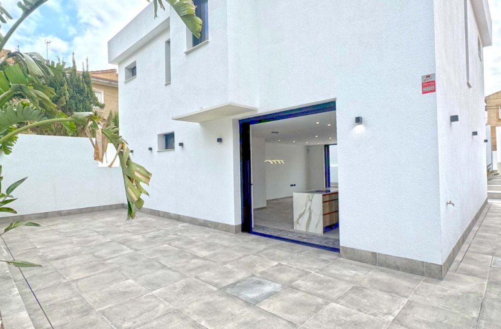 Resale - Detached Villa - Torrevieja - Los Balcones - Los Altos del Edén